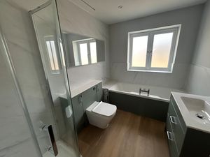 Photo 27- click for photo gallery